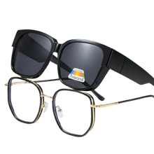 Load image into Gallery viewer, Sunglasses
